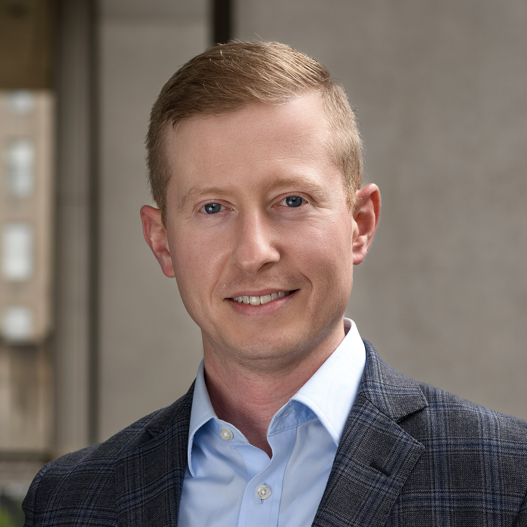 Dr Chris Junker